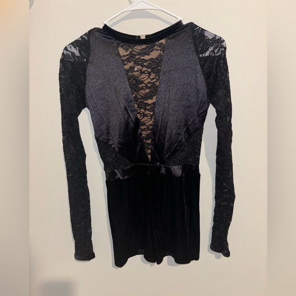 Black Lace and Velvet Dance Costume. - Picture 1 of 4